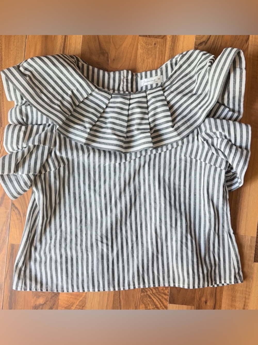 Jasmine Striped Ruffle Neck Puff Sleeve Blouse - Gray & White 100% cotton